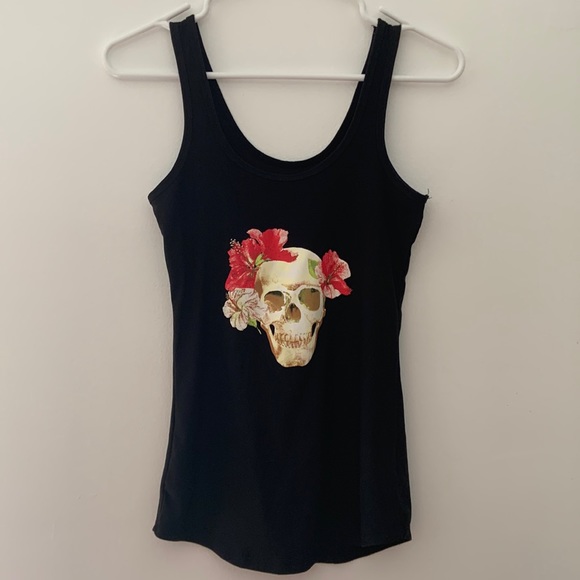 No Boundaries Skull and Orchids Ladies Tank Top - Picture 1 of 3